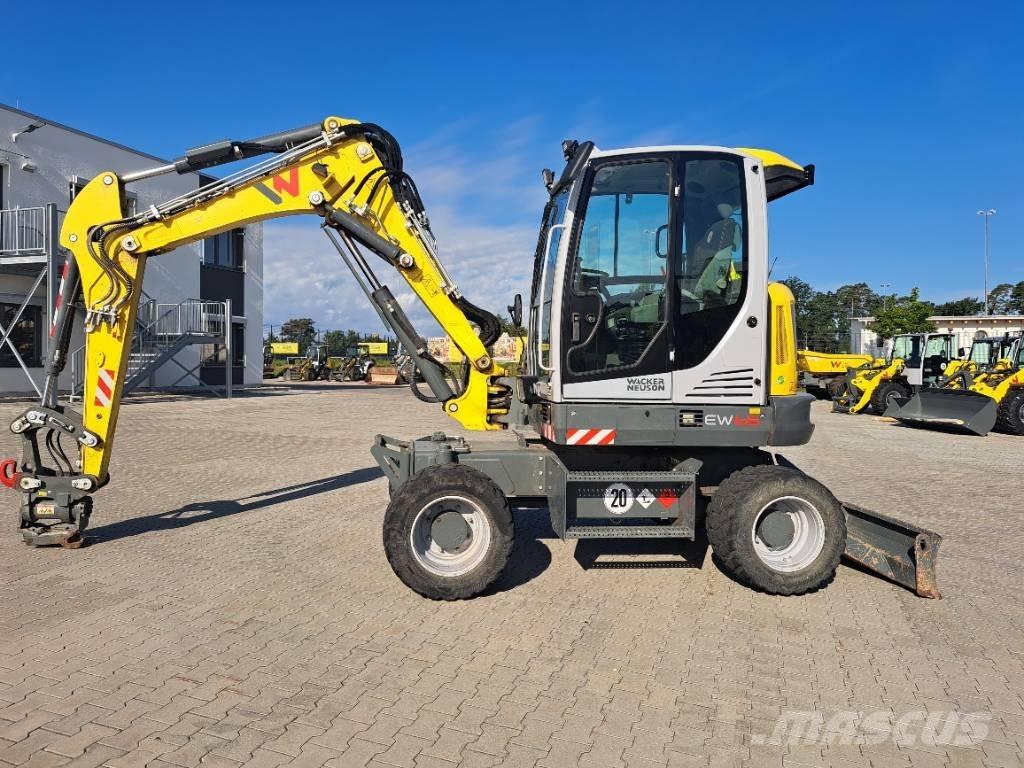 Wacker Neuson EW65 Колёсные экскаваторы