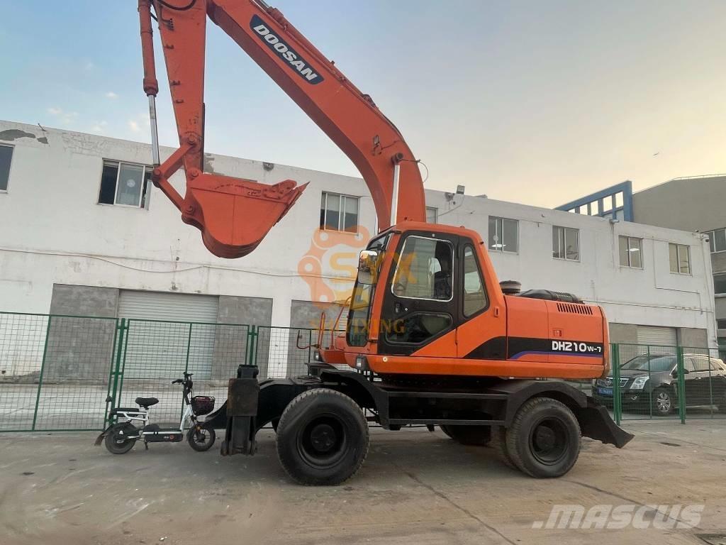 Doosan DH210W-7 Колёсные экскаваторы