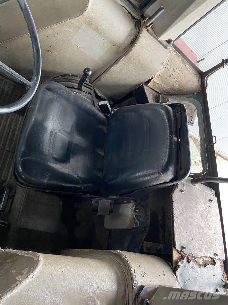 Case IH 840 AS Трактора