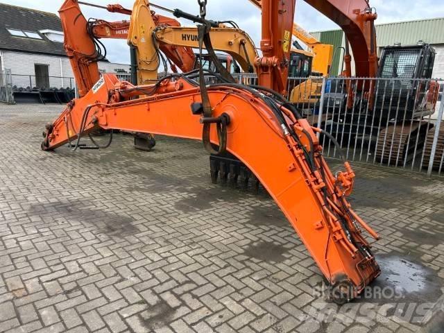 Hitachi ZX 130 Экскаваторные стрелы