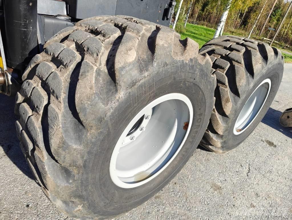 Komatsu 931 Харвестеры