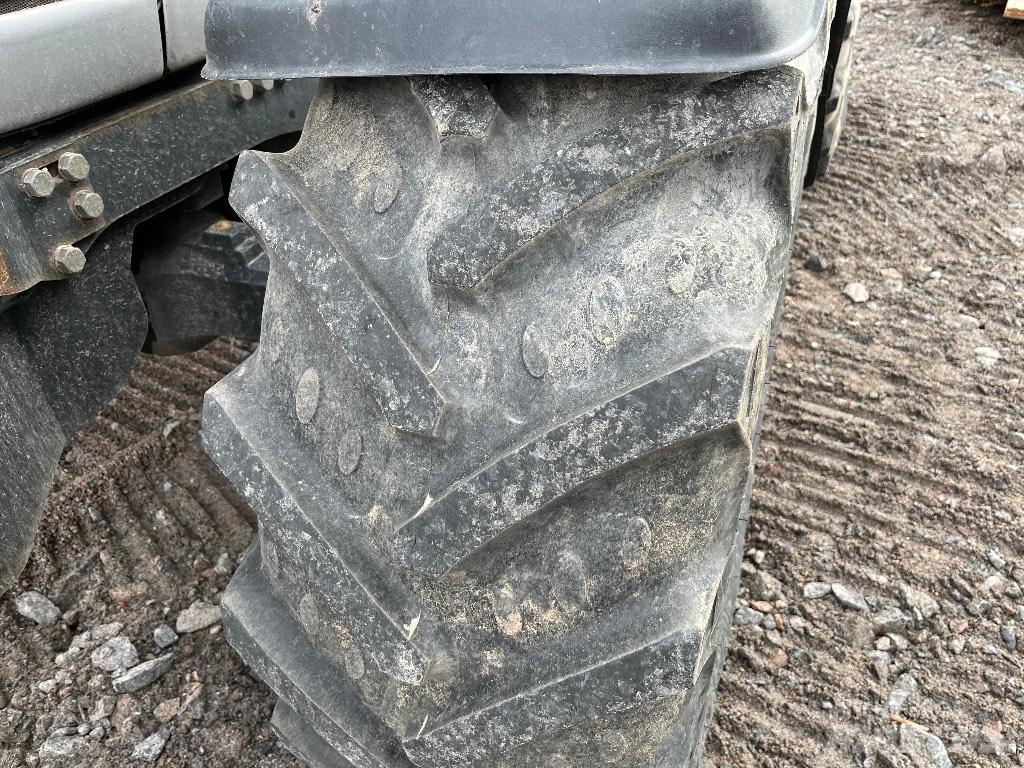 Valtra N 121 HT Трактора