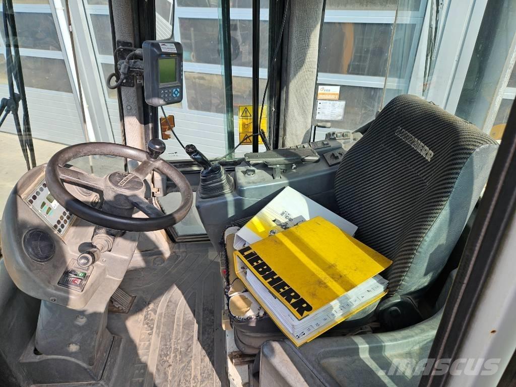 Liebherr L538 Фронтальные погрузчики