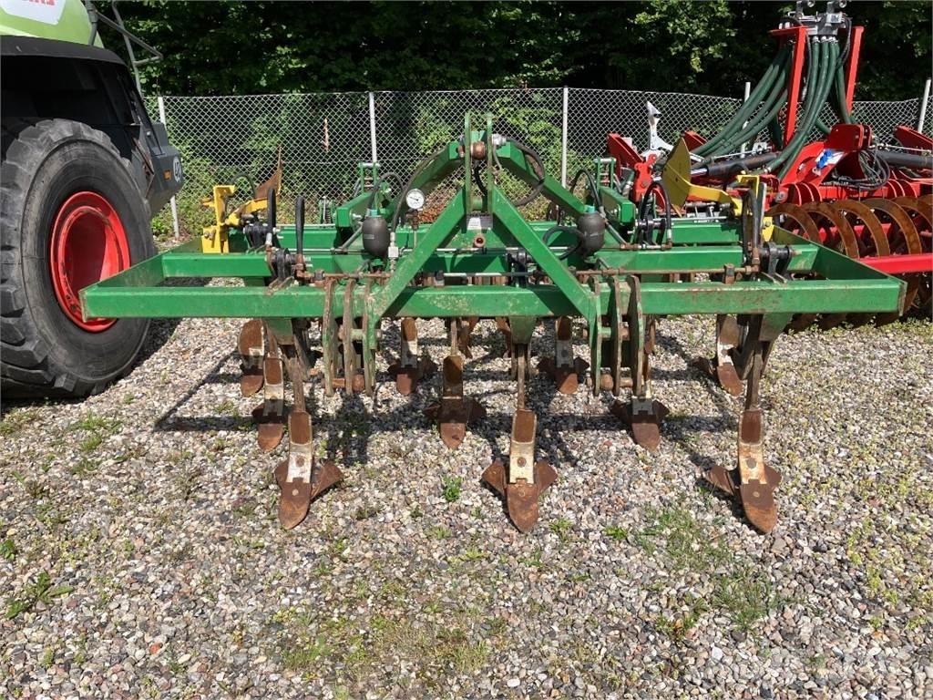 Kerner Komet 3000 Культиваторы сплошные