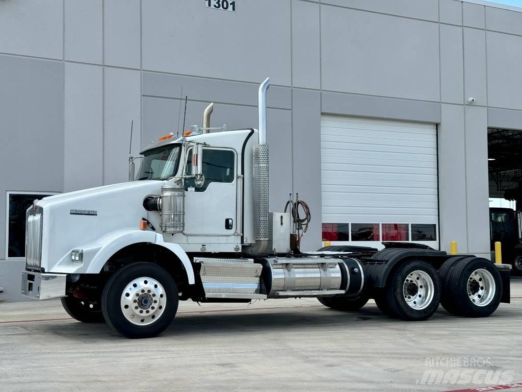 Kenworth T 800 Седельные тягачи