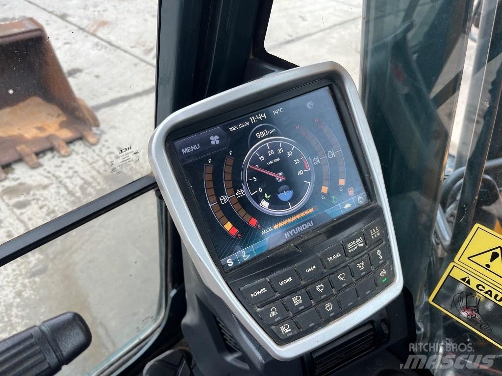 Hyundai HX140LC Гусеничные экскаваторы