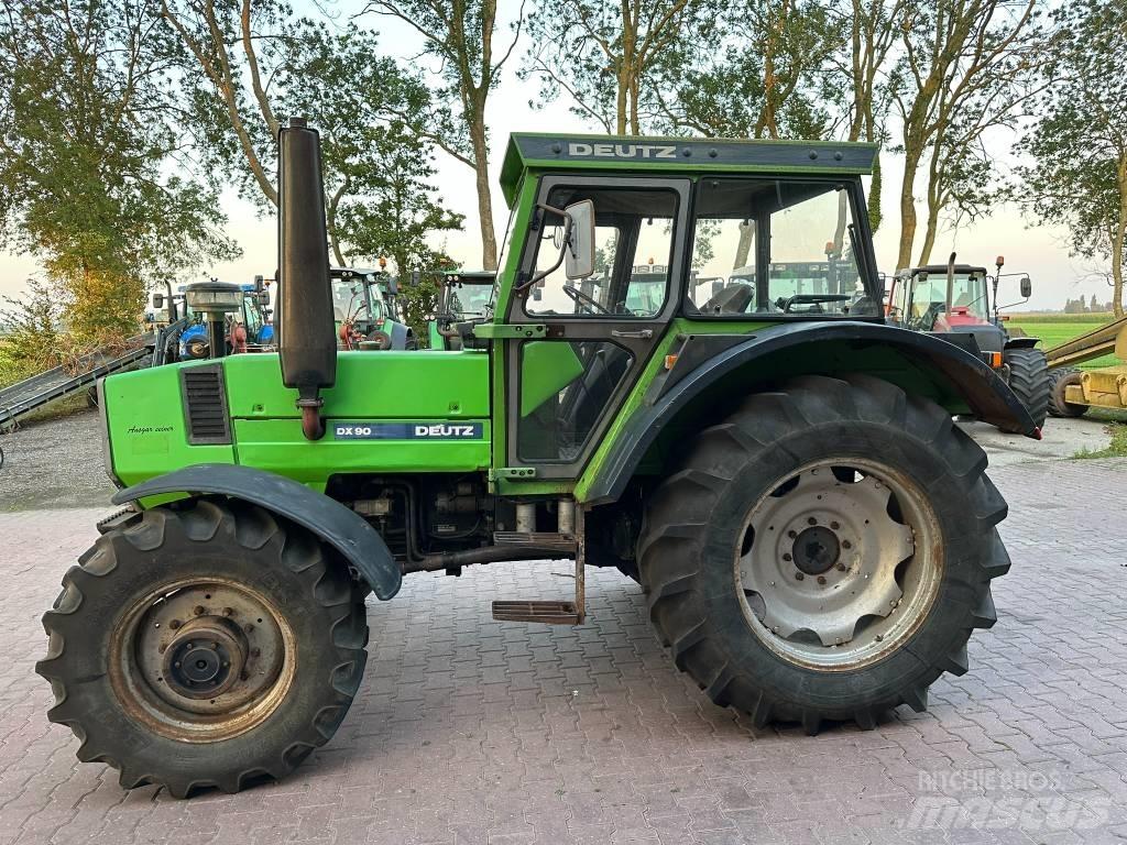 Deutz DX90 Трактора
