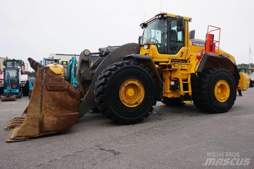 Volvo L250H *Uthyres* Фронтальные погрузчики
