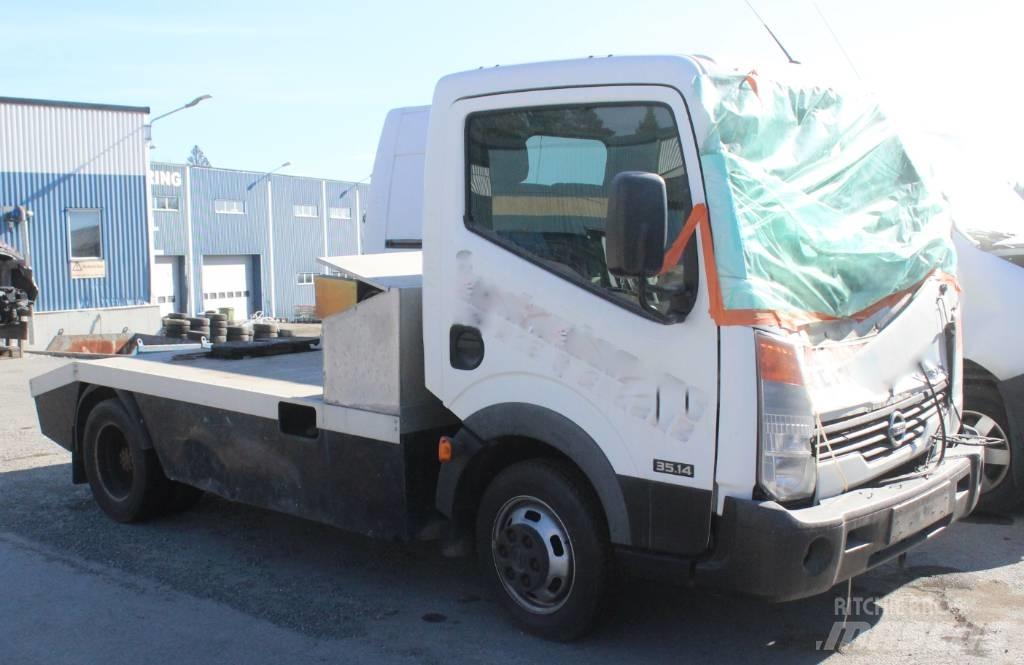 Nissan Cabstar Седельные тягачи