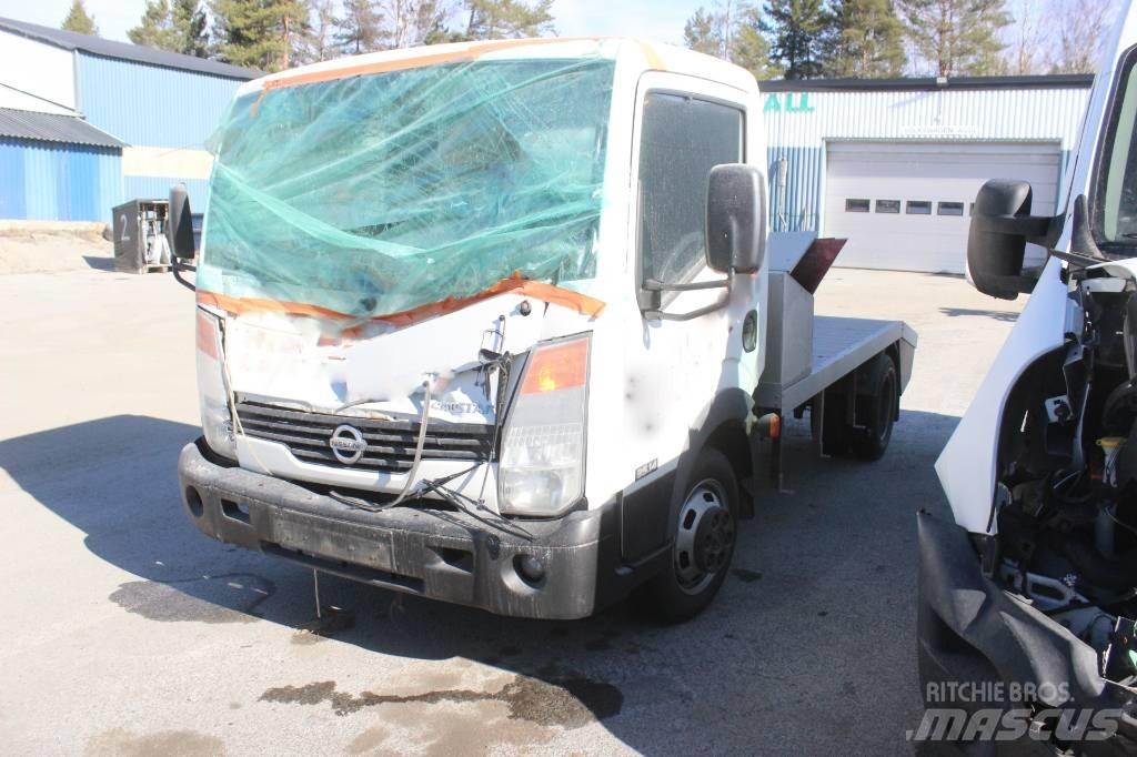Nissan Cabstar Седельные тягачи