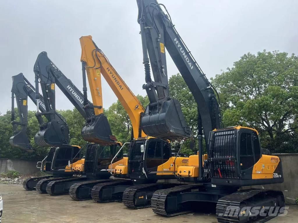 Komatsu PC 240 Гусеничные экскаваторы
