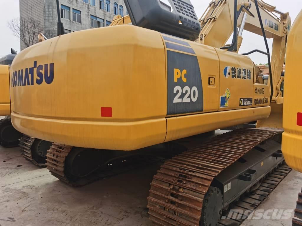 Komatsu PC 220-8 Гусеничные экскаваторы