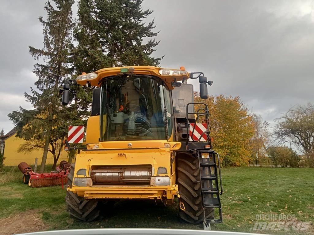 New Holland CR 9080 Зерноуборочные комбайны