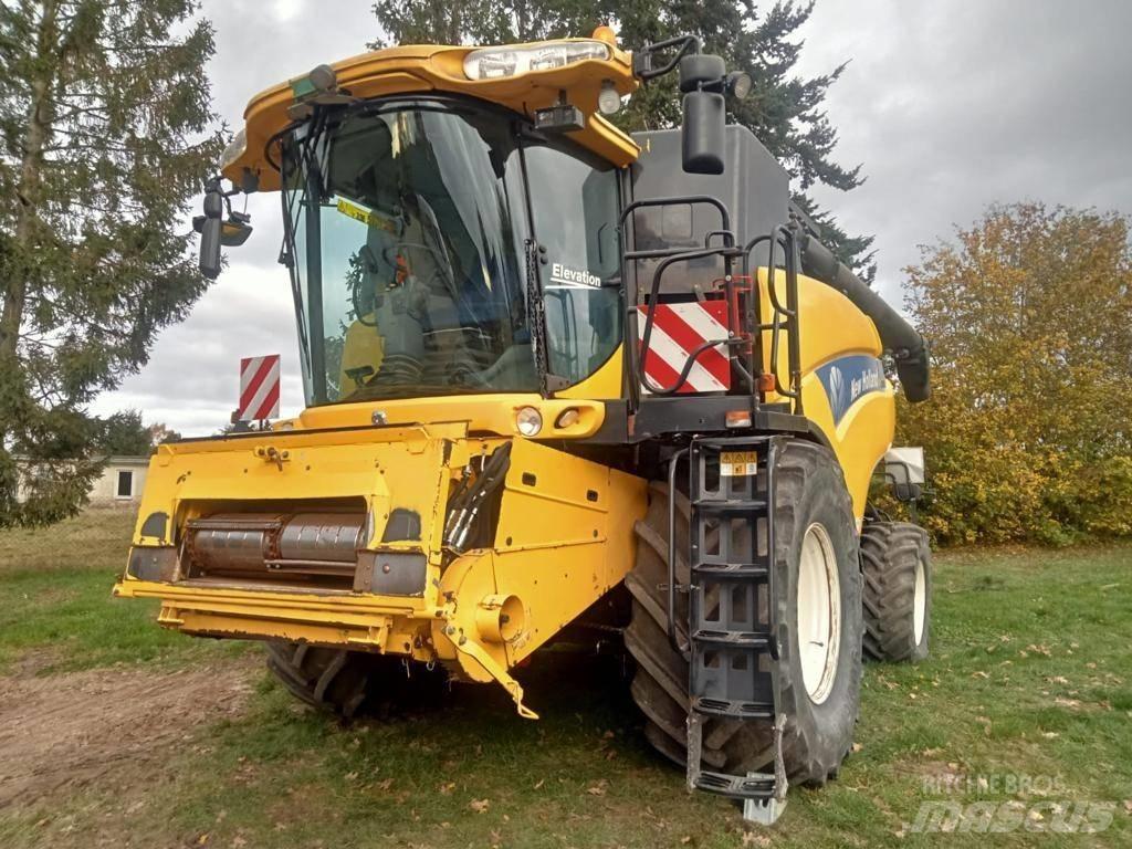 New Holland CR 9080 Зерноуборочные комбайны