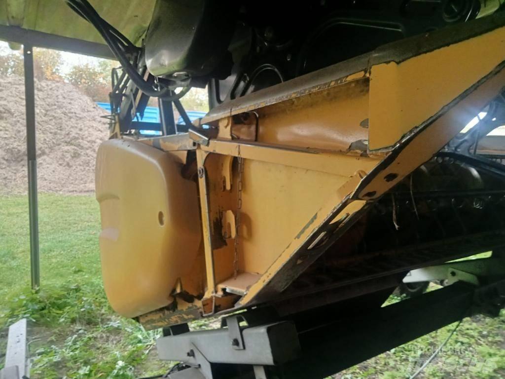 New Holland CR 9080 Зерноуборочные комбайны