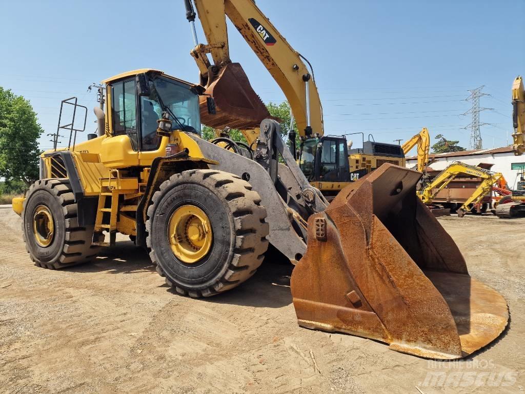 Volvo L 220 F Фронтальные погрузчики