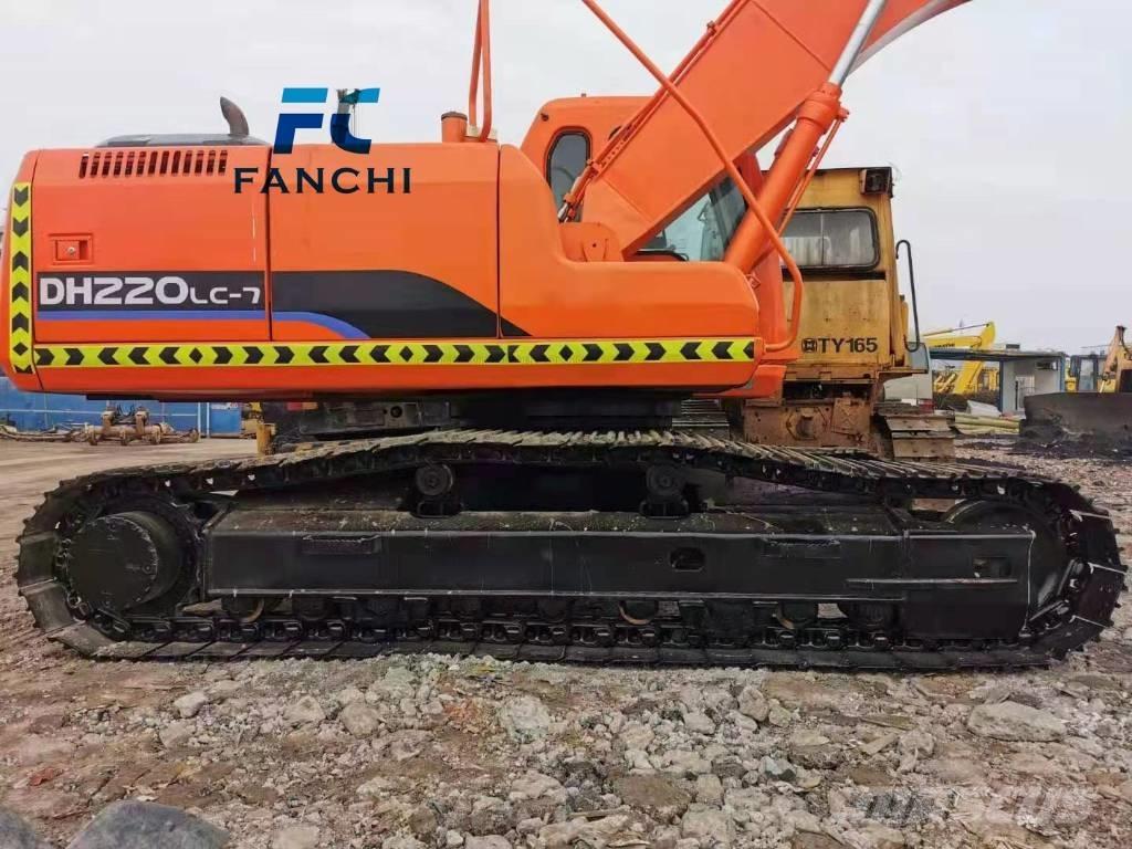 Doosan DH 220 LC-7 Гусеничные экскаваторы