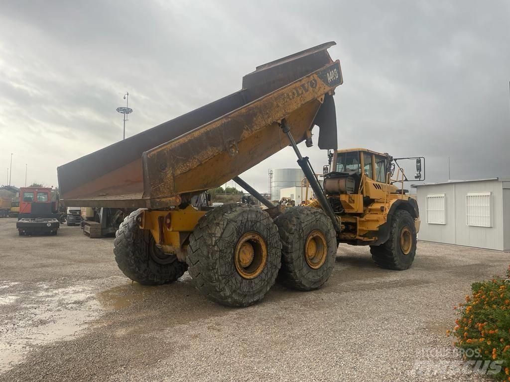Volvo A40D Шарнирно-сочленённые самосвалы