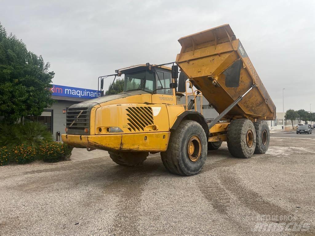Volvo A40D Шарнирно-сочленённые самосвалы