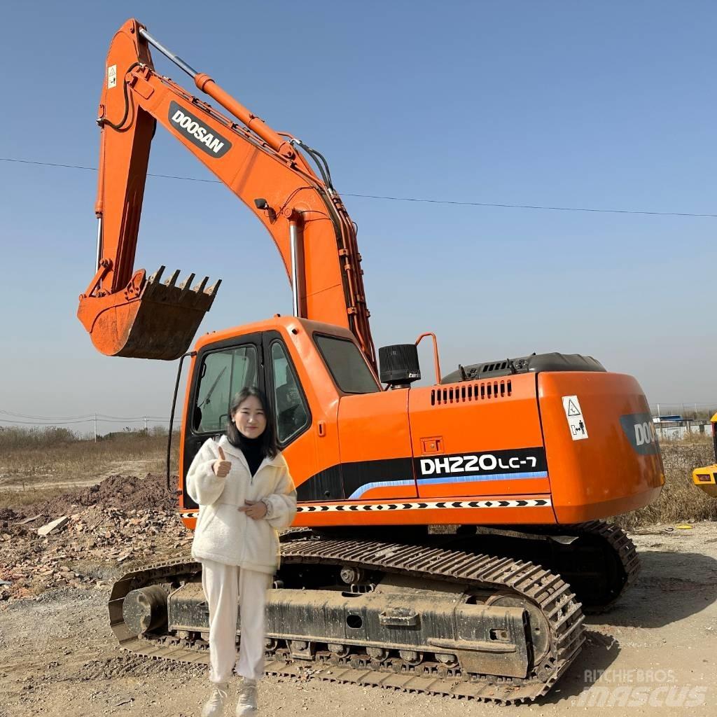 Doosan DH220LC-7 Гусеничные экскаваторы