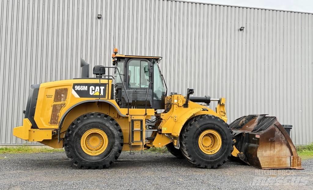 CAT 966 M Фронтальные погрузчики