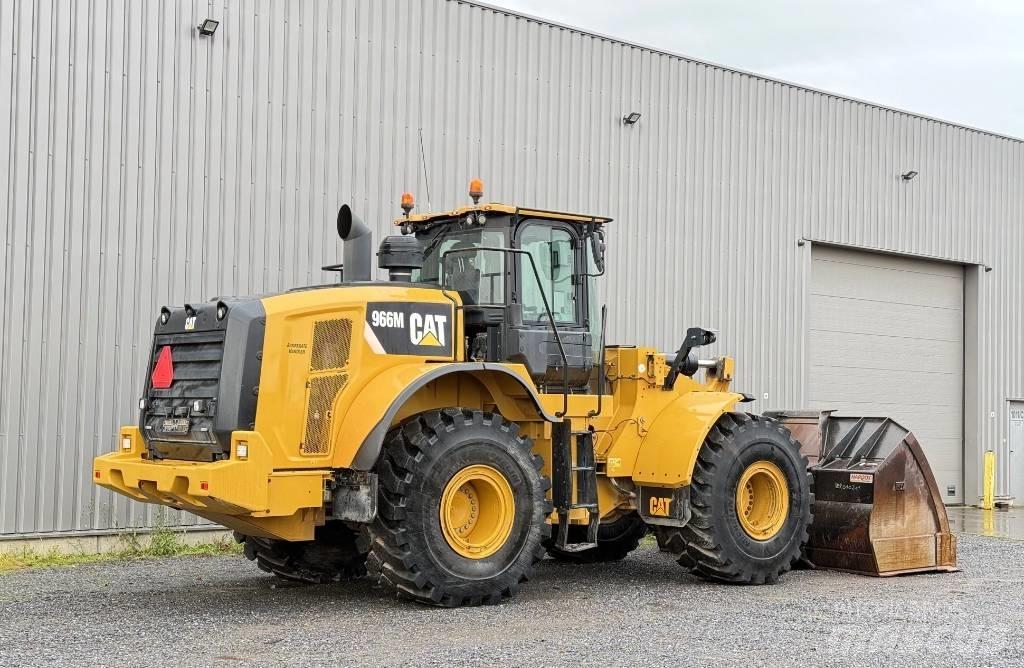 CAT 966 M Фронтальные погрузчики