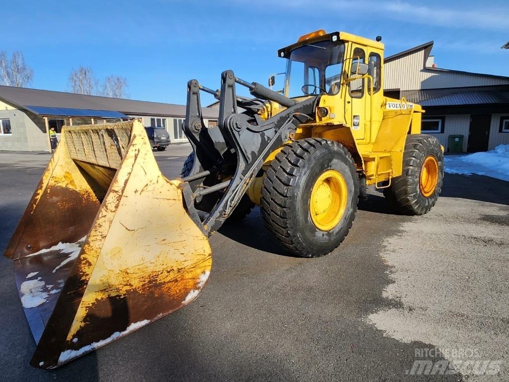 Volvo BM LM846 Фронтальные погрузчики