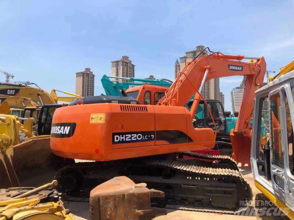 Doosan DH220LC-7 Гусеничные экскаваторы
