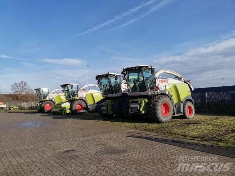 CLAAS JAGUAR 950 Самоходные кормоуборочные комбайны