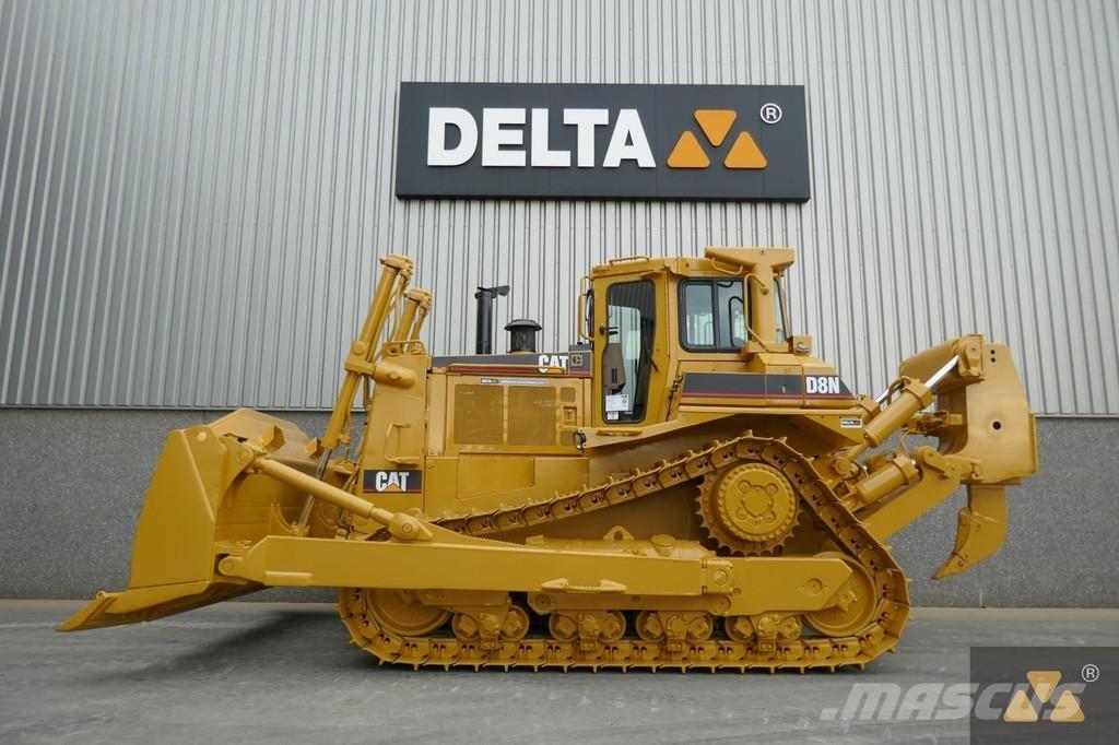 CAT D8N Гусеничные бульдозеры