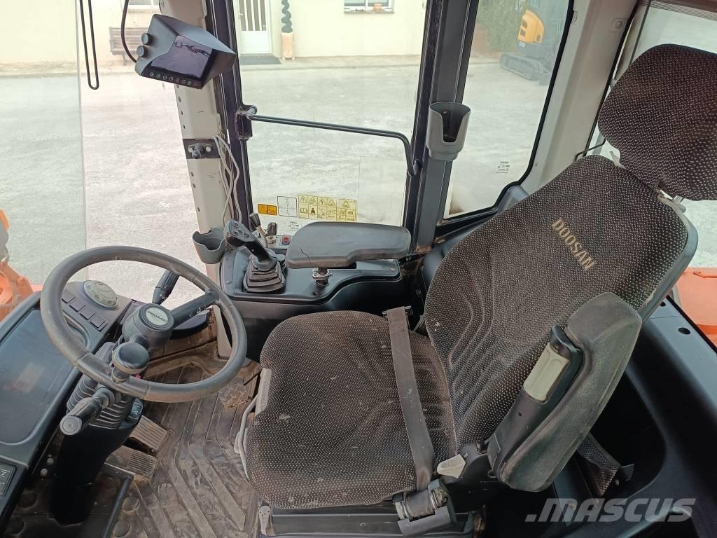Doosan DL200-5 Малые погрузчики