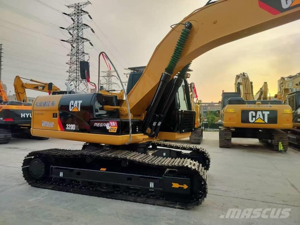 CAT 320 D2L Гусеничные экскаваторы