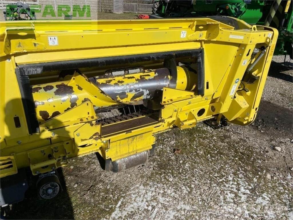 John Deere 8300 Самоходные кормоуборочные комбайны