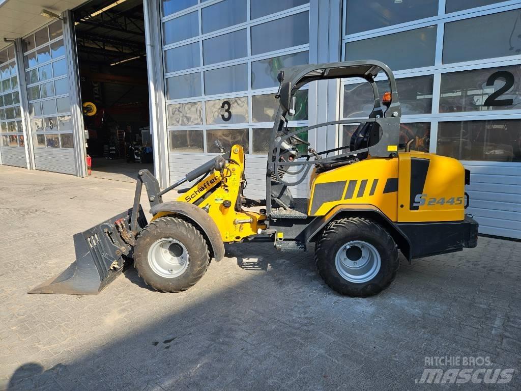 Schäffer 2445S Малые погрузчики