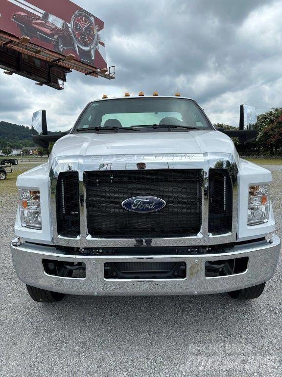 Ford F-750 Шасси с кабиной