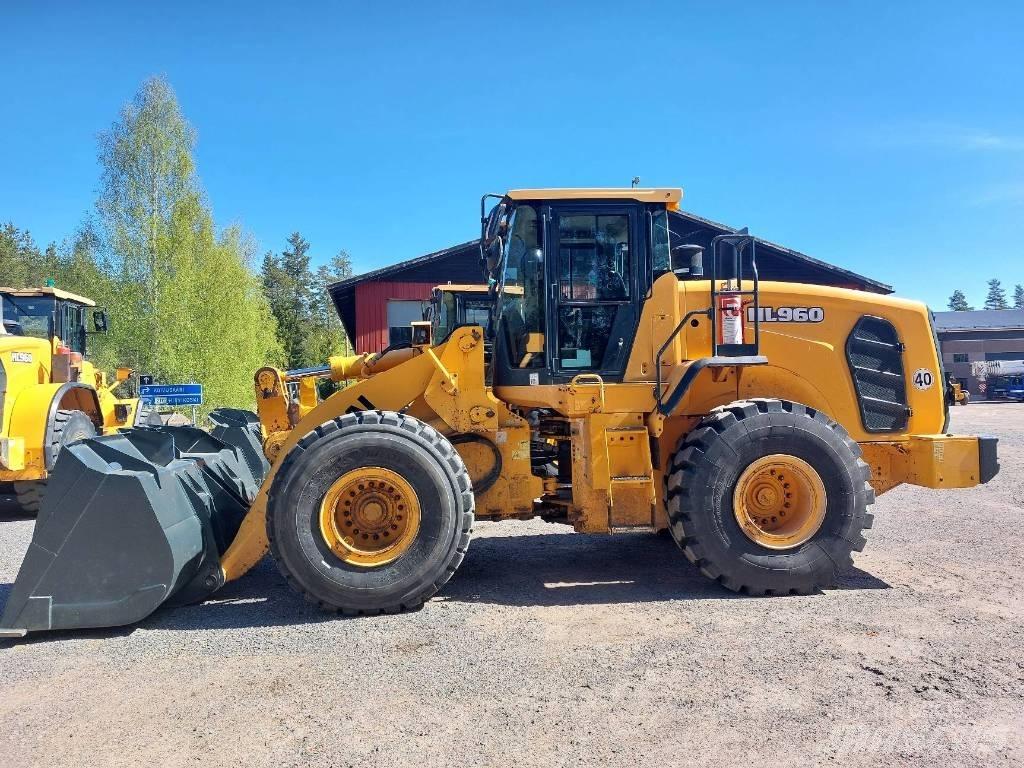 Hyundai HL 960 Фронтальные погрузчики