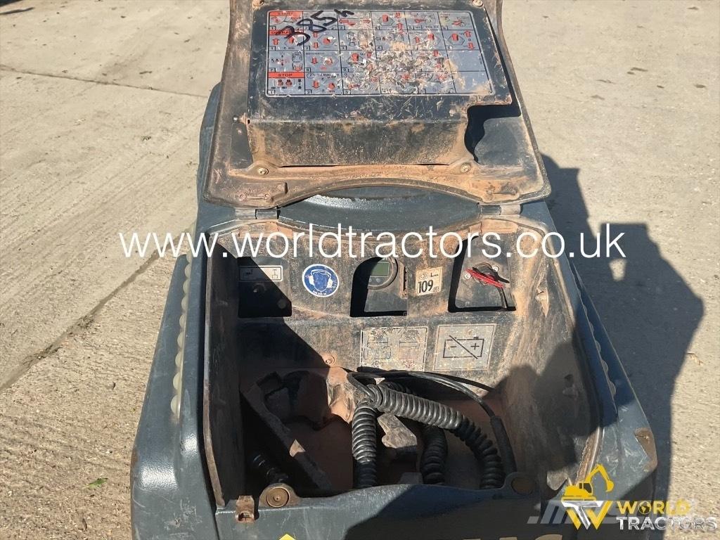 Bomag BMP 8500 Виброплиты и вибротрамбовки