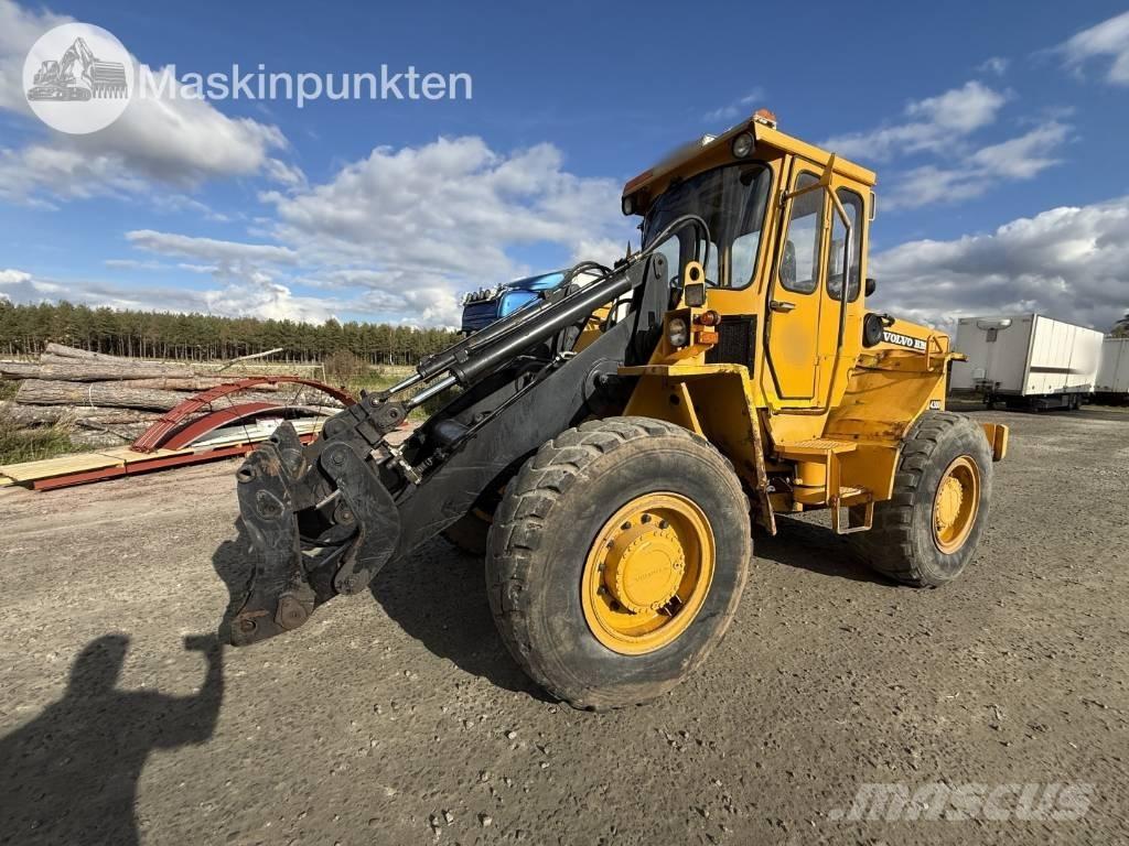 Volvo BM 4300 Фронтальные погрузчики
