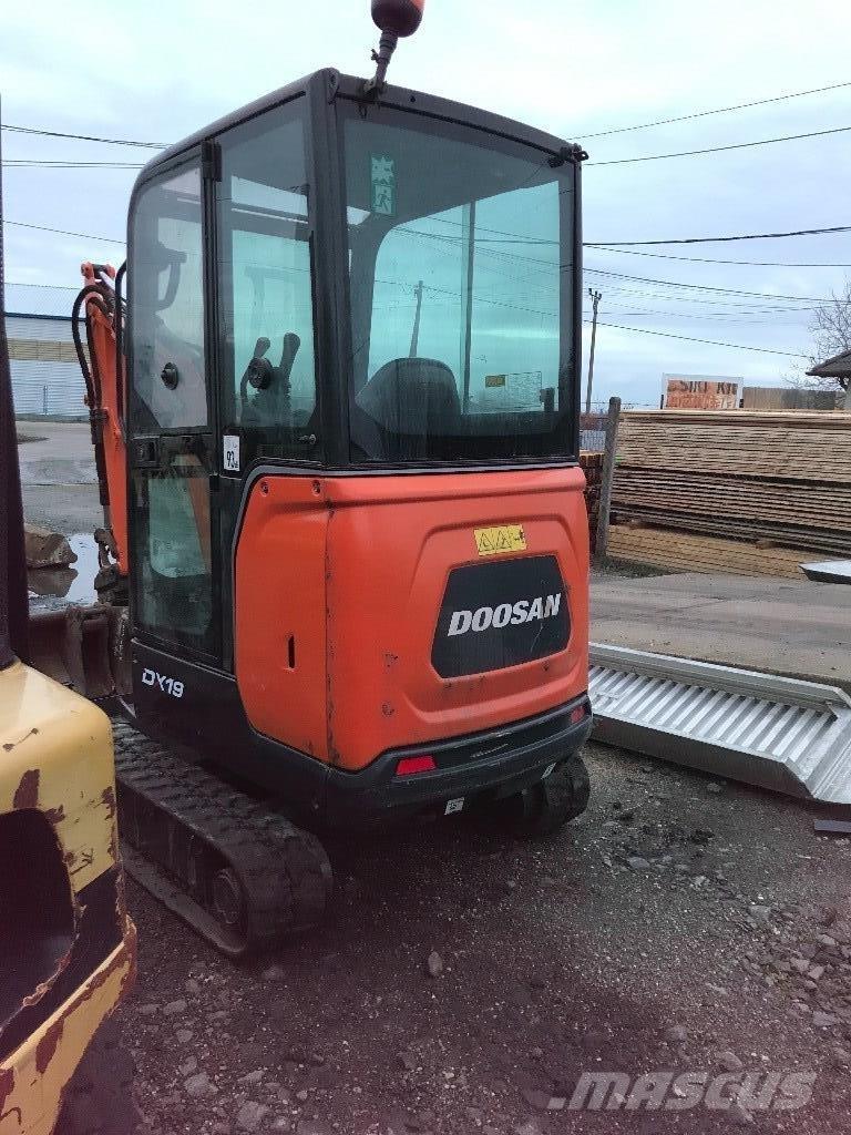 Doosan DX 19 Мини-экскаваторы