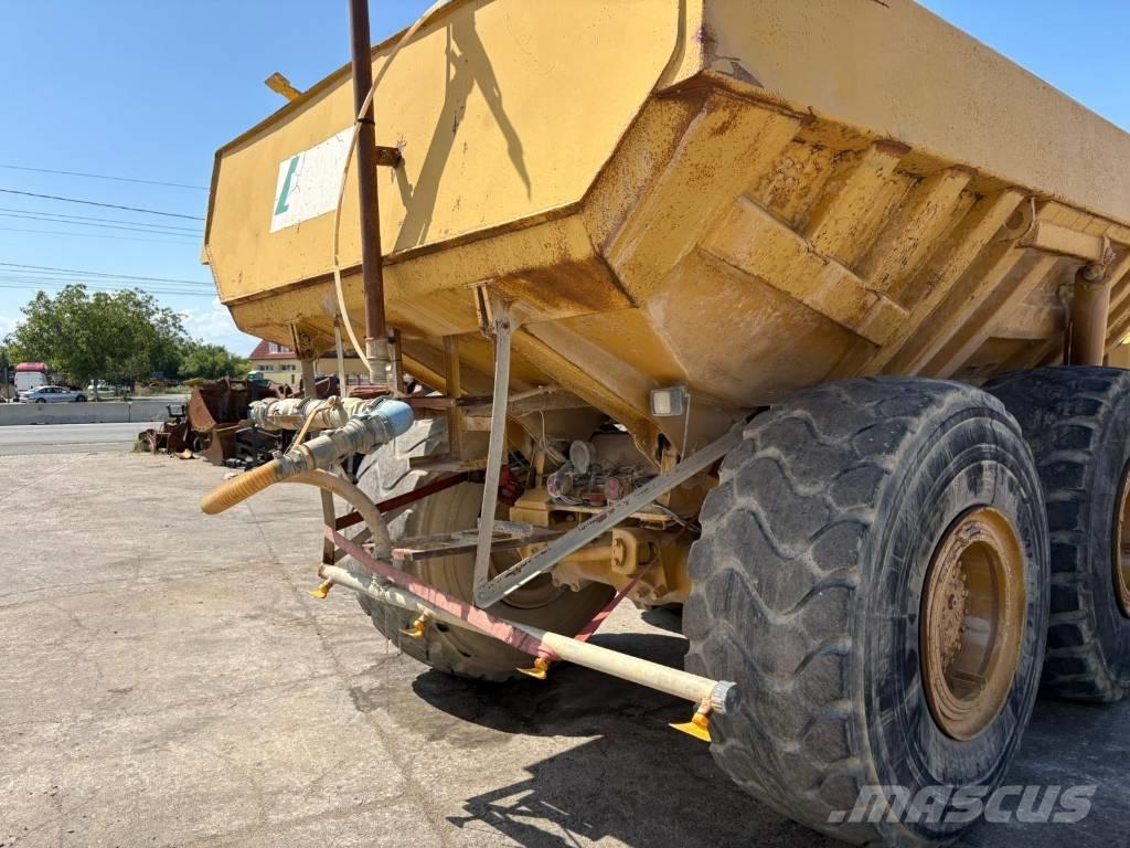 CAT D 350 C Шарнирно-сочленённые самосвалы