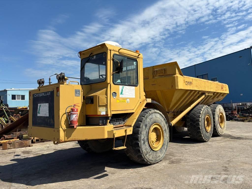 CAT D 350 C Шарнирно-сочленённые самосвалы