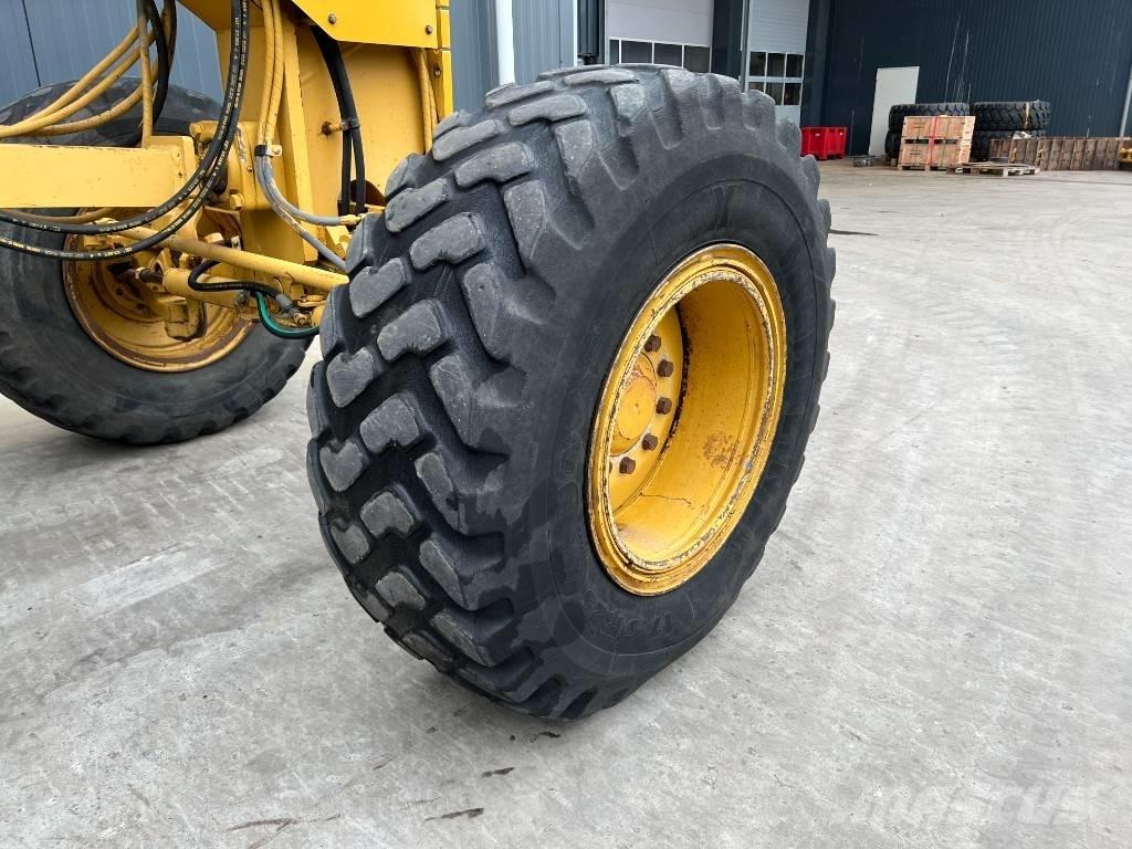 CAT 140H Грейдеры