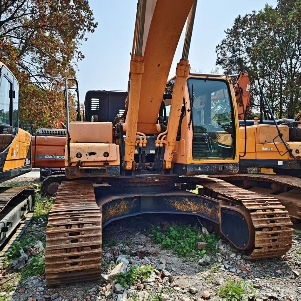 Hyundai Robex 305 LC Гусеничные экскаваторы