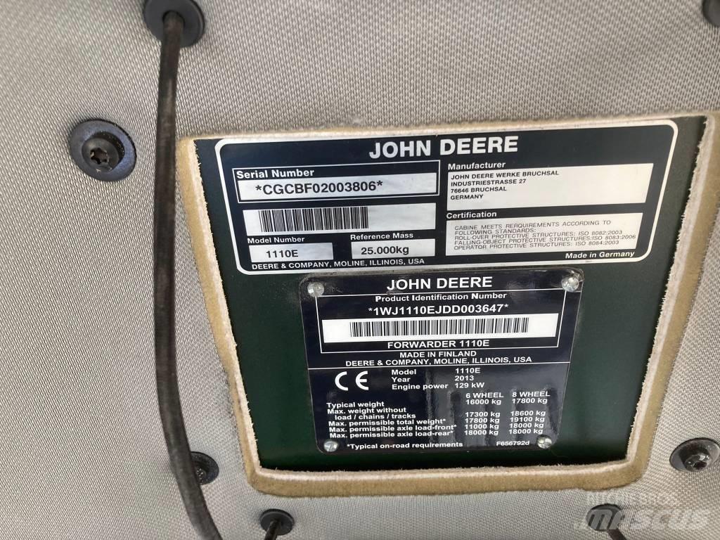 John Deere 1110E Форвардеры