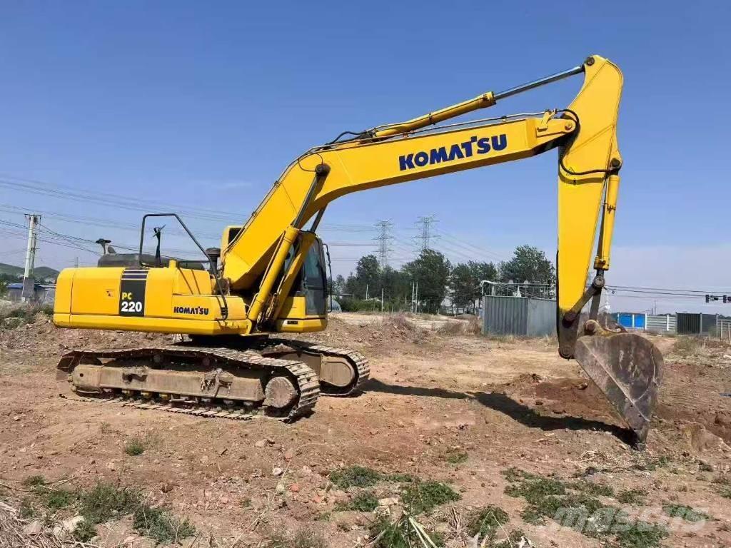 Komatsu PC 220-8MO Гусеничные экскаваторы