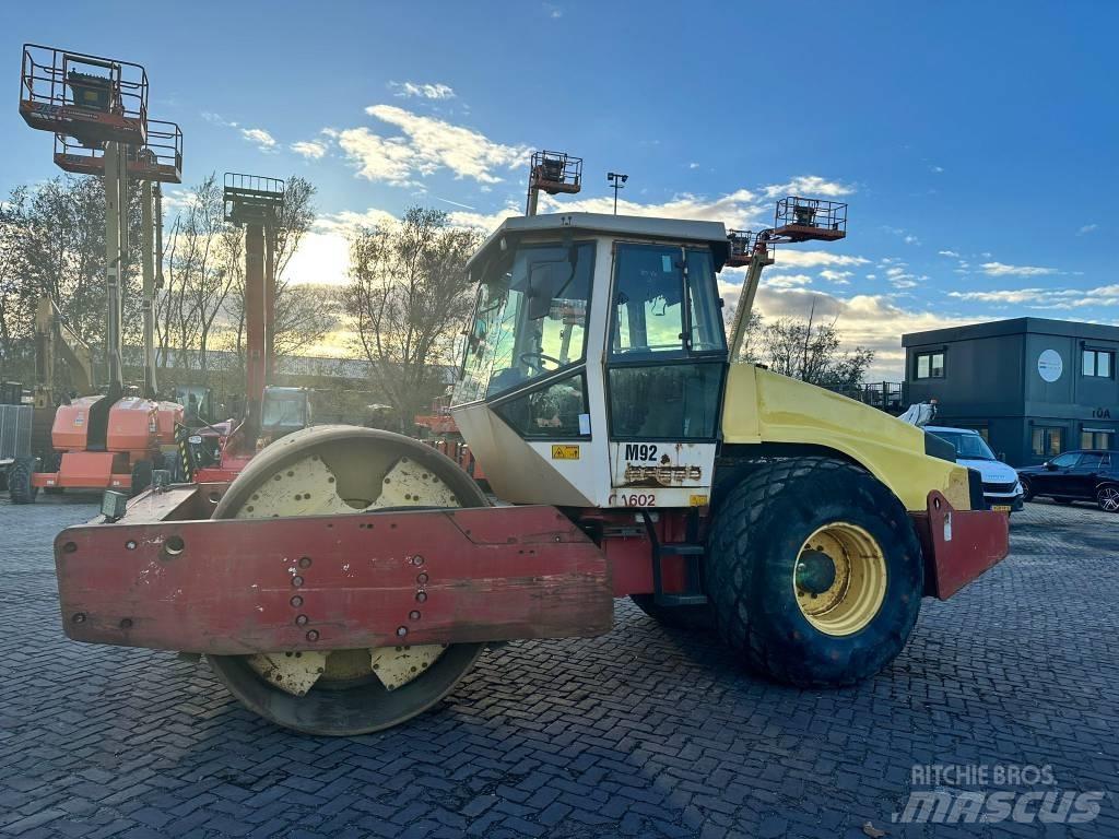 Dynapac CA 602 D Грунтовые катки