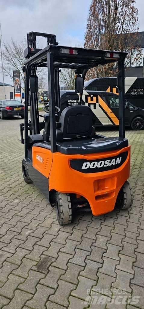 Doosan B20X-7 Электропогрузчики