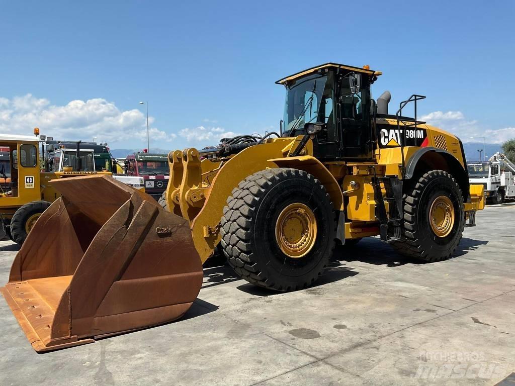 CAT 980M Фронтальные погрузчики