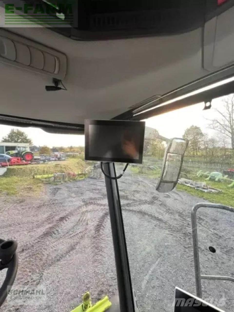 CLAAS trion 730tt Зерноуборочные комбайны