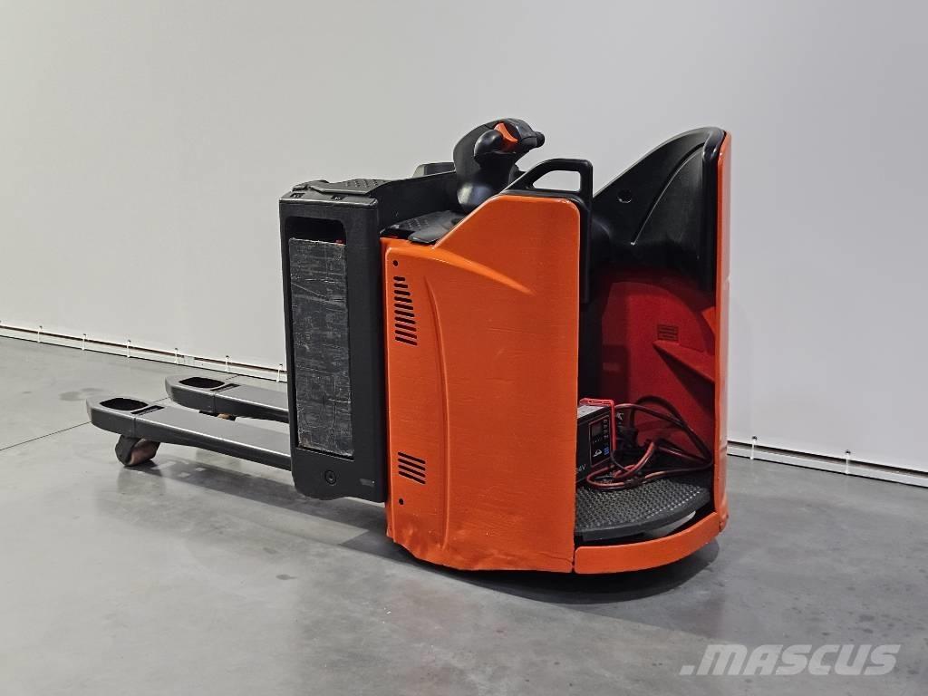 Linde T20SP Самоходные электрические тележки